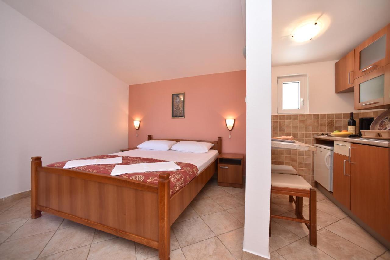 Apartmani Soljaga Petrovac Exterior photo